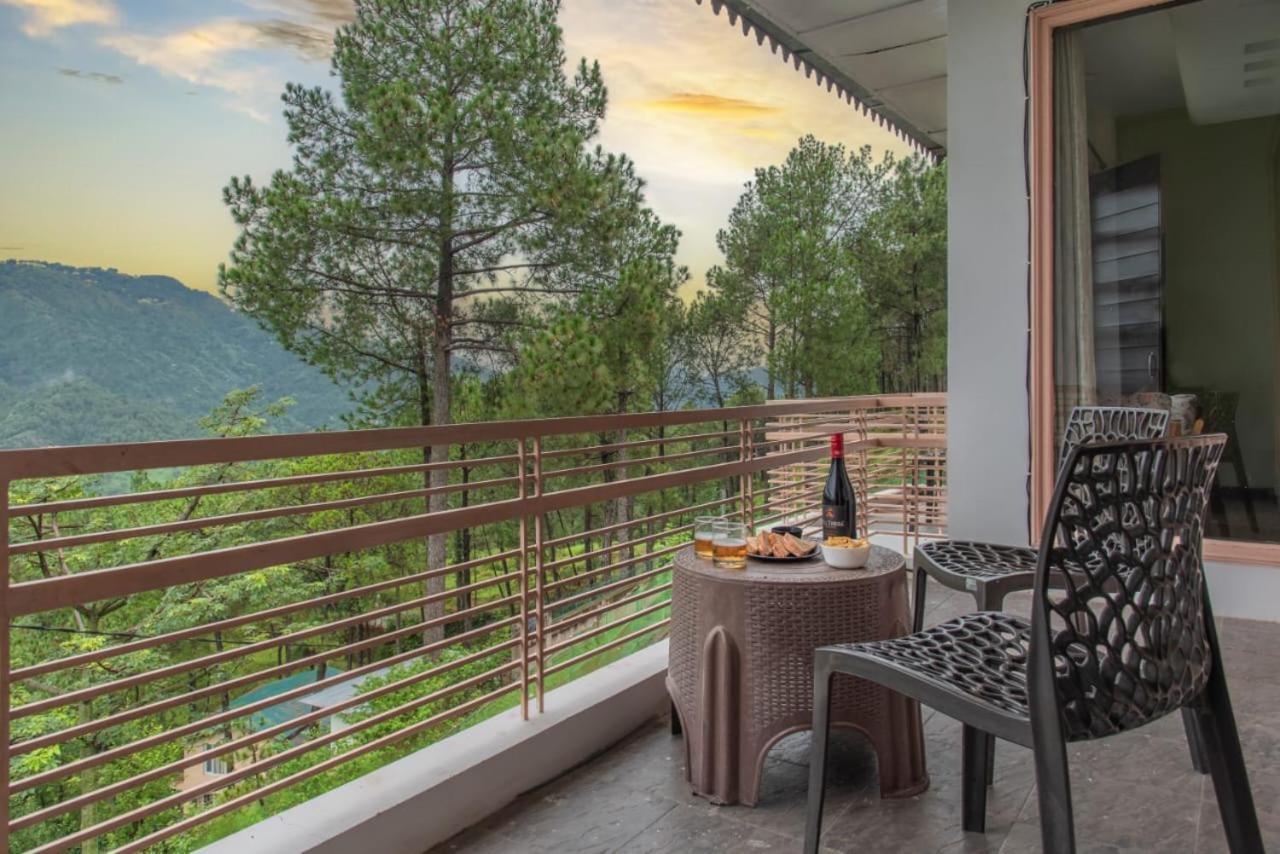 Host Jatin Kasauli Pine Villa 7Oi827O7O3 Kültér fotó